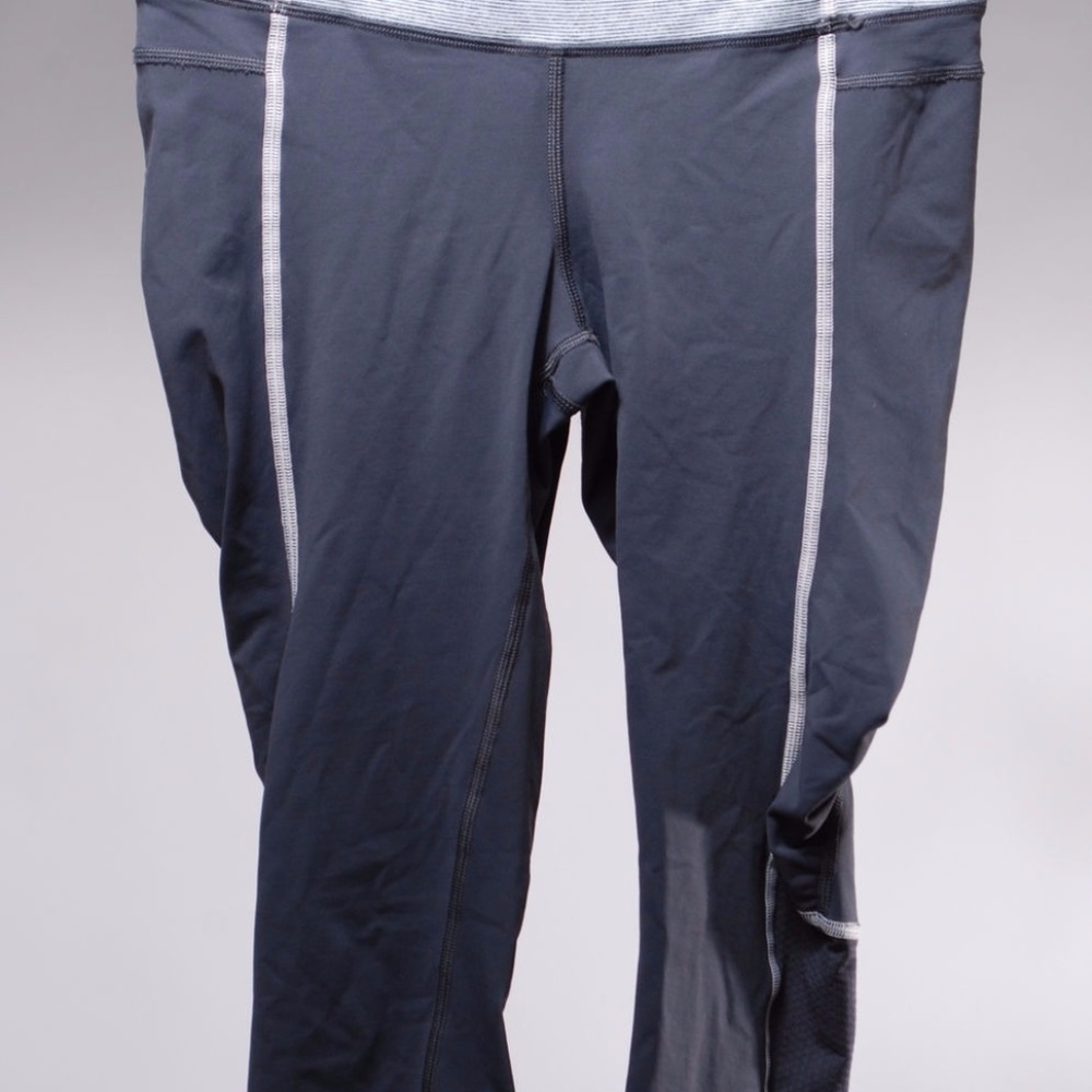 Lululemon Gray White Nylon Yoga Workout pants SZ6